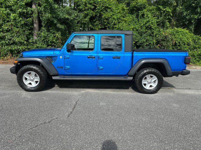 Used 2020 Jeep Gladiator Sport w/ Quick Order Package 23S AWD/4WD image 2