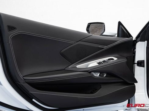 Used 2024 Chevrolet Corvette Stingray Convertible w/ 1LT RWD image 24