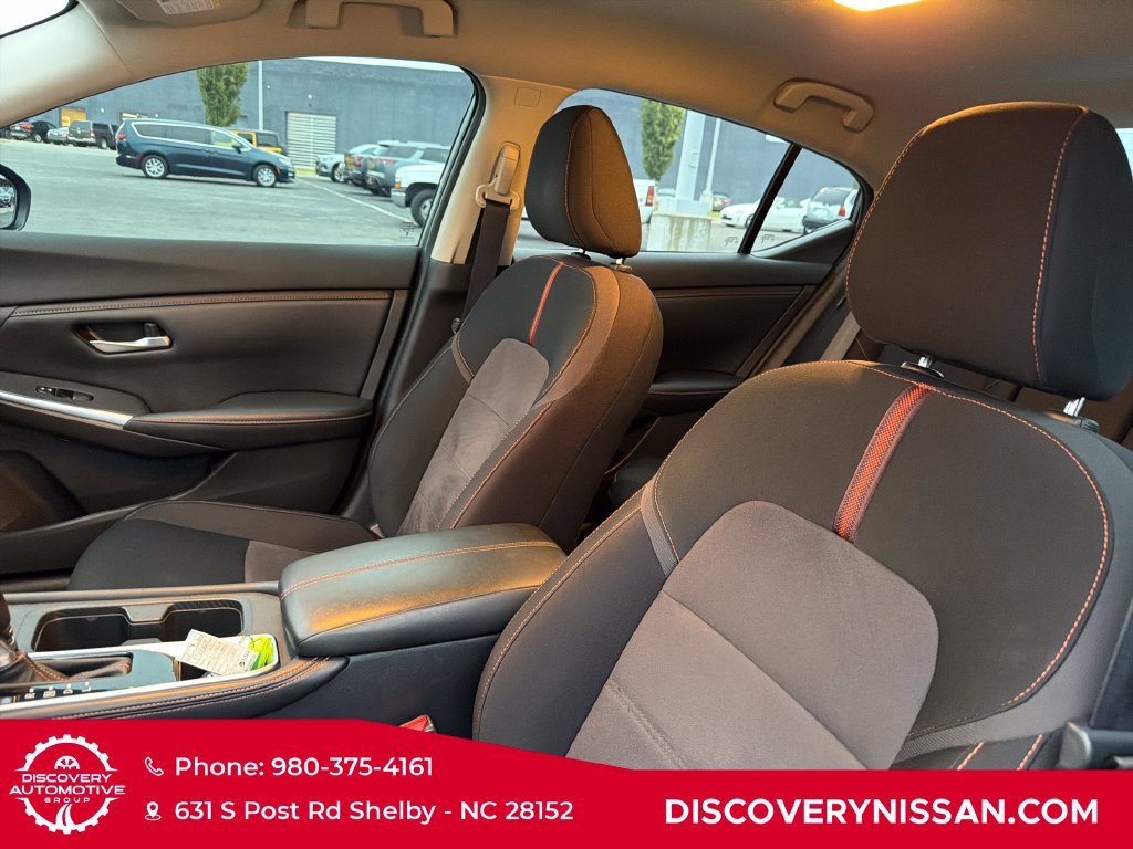 Used 2022 Nissan Sentra SR w/ Midnight Edition FWD image 13