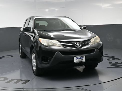 Used 2013 Toyota RAV4 LE AWD/4WD image 3