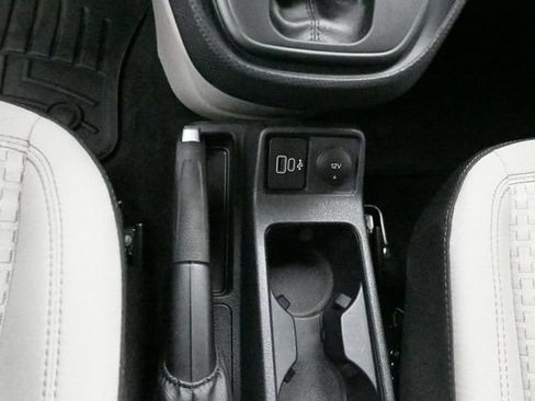Used 2023 Ford Transit Connect XLT FWD image 18