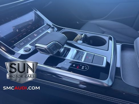 Used 2025 Audi Q7 3.0T Premium Plus image 38