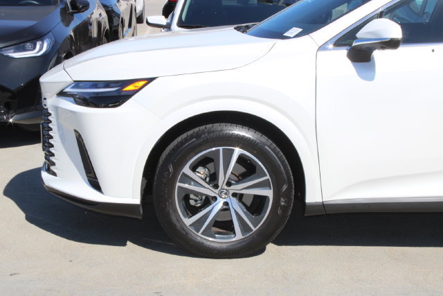 Certified 2025 Lexus RX 350 Premium FWD image 4