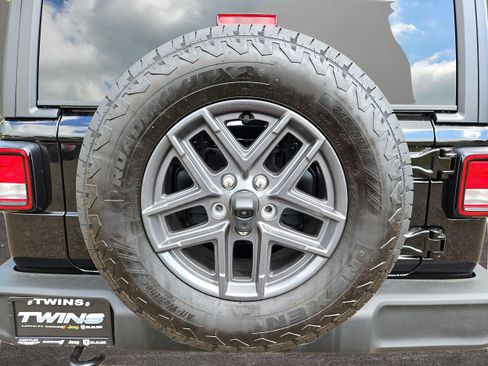 New 2024 Jeep Wrangler Sport S image 32