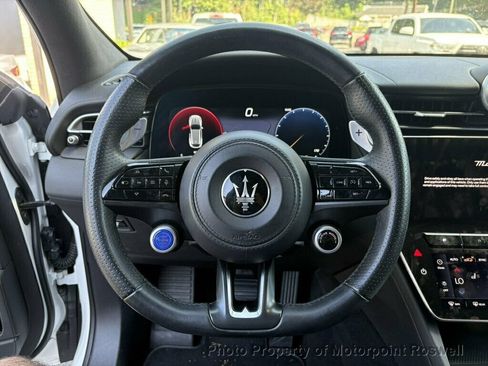 Used 2024 Maserati Grecale GT AWD/4WD image 12