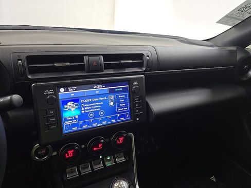 Used 2024 Toyota GR86 RWD image 6