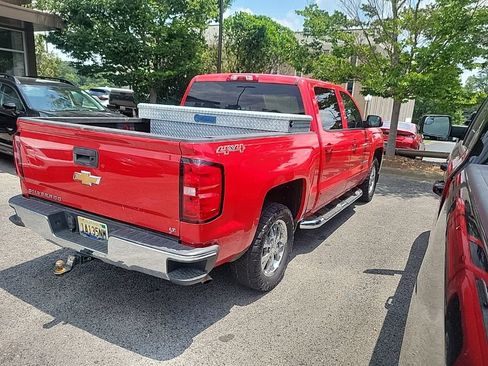 Used 2017 Chevrolet Silverado 1500 LT w/ All Star Edition AWD/4WD image 3
