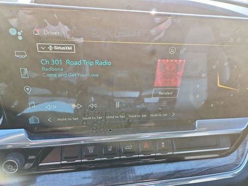 Certified 2024 Chevrolet Silverado 3500 LTZ image 13