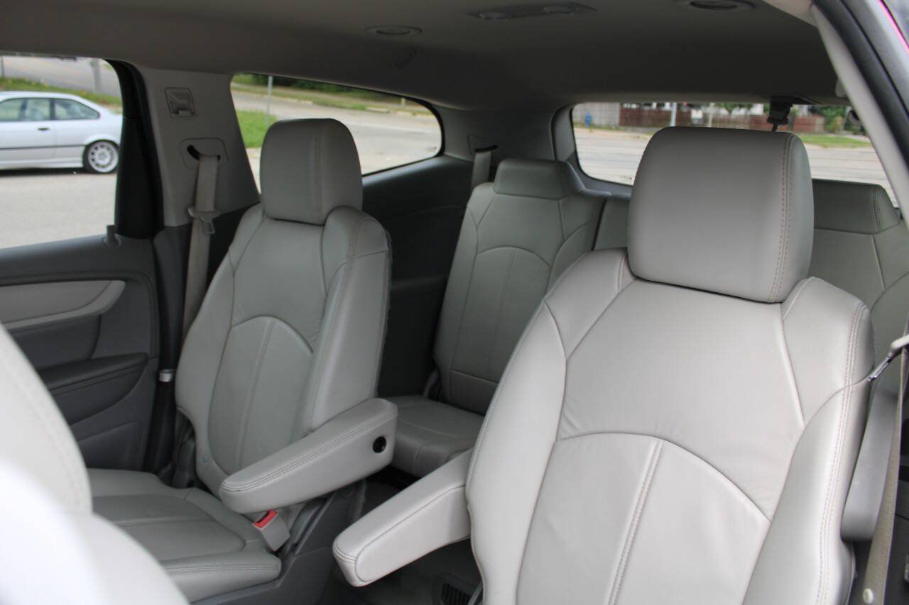 Used 2015 Chevrolet Traverse LT AWD/4WD image 18