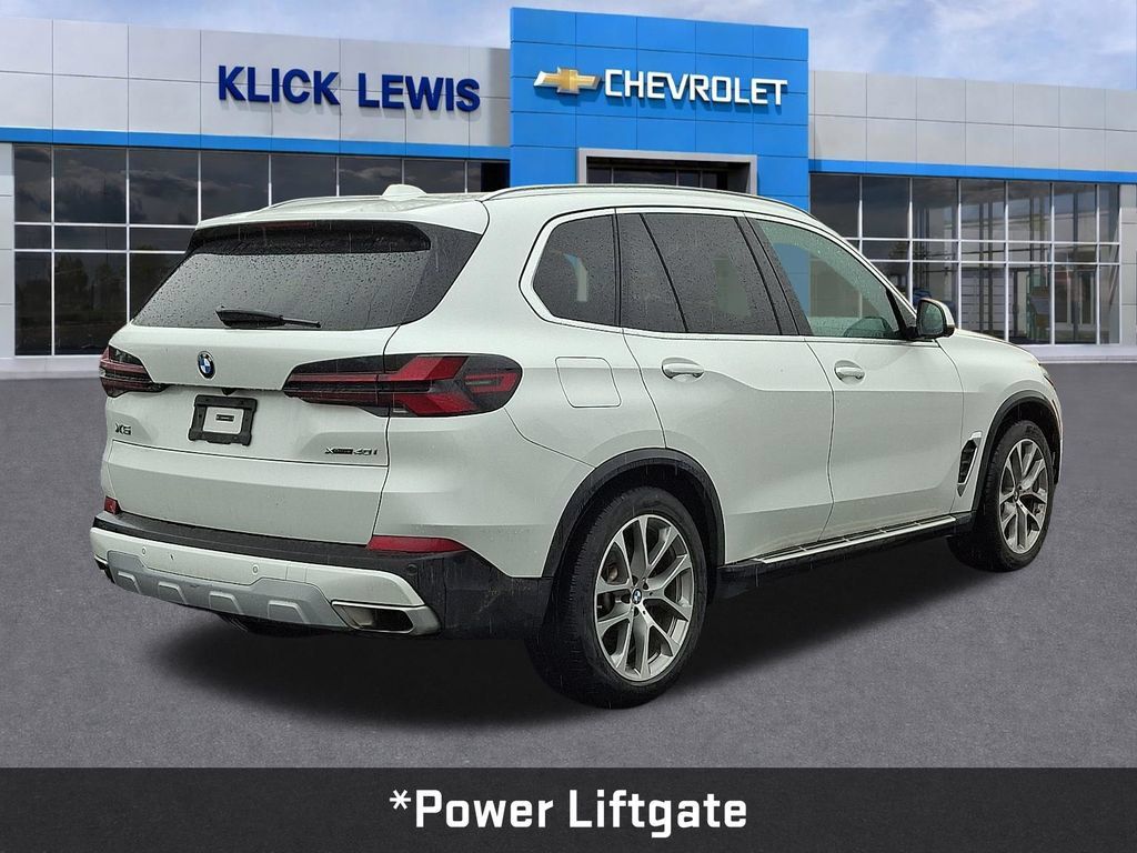 Used 2024 BMW X5 xDrive40i w/ Premium Package AWD/4WD image 8