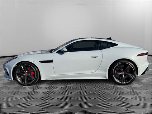 Used 2019 Jaguar F-TYPE R image 2