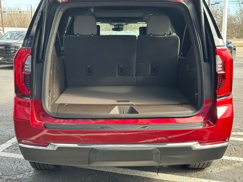 New 2026 GMC Yukon XL Elevation w/ Elevation Premium Package image 8