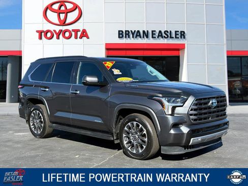 Used 2023 Toyota Sequoia Limited image 1