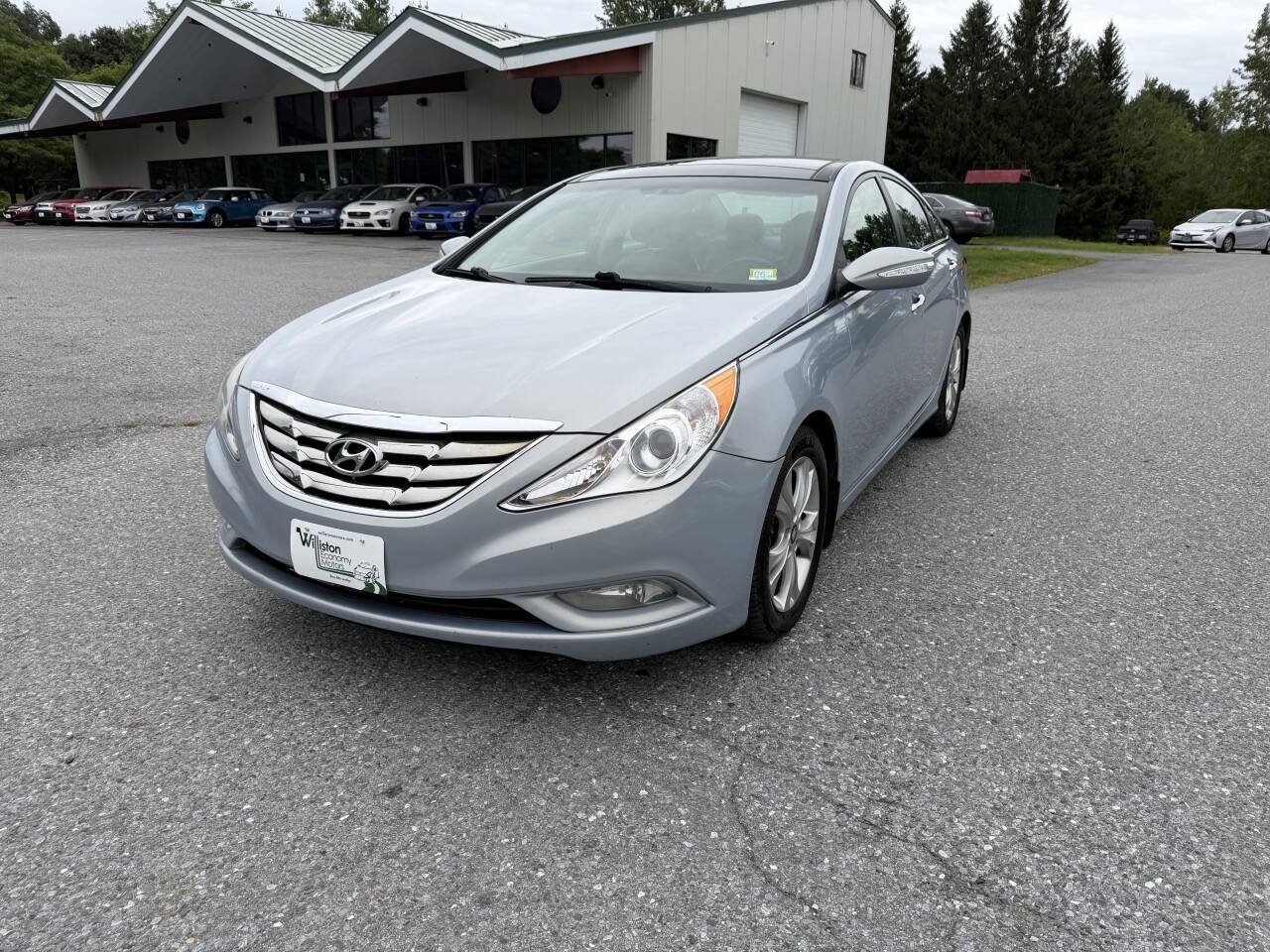 Used 2013 Hyundai Sonata Limited w/ Premium Pkg FWD image 1