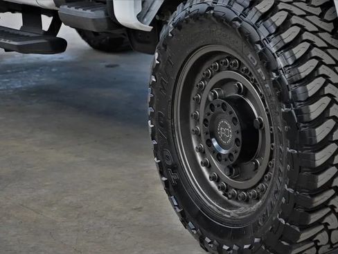 Used 2024 Ford F250 XL w/ FX4 Off-Road Package AWD/4WD image 9
