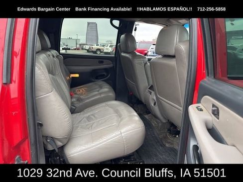 Used 2002 Chevrolet Suburban LT image 11