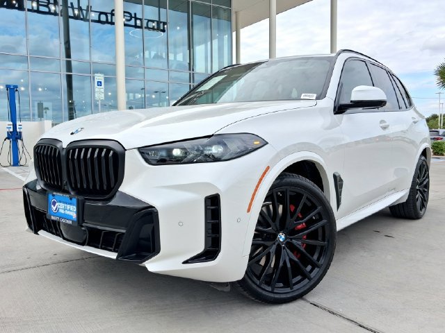 Used 2026 BMW X5 sDrive40i w/ M Sport Package RWD image 2