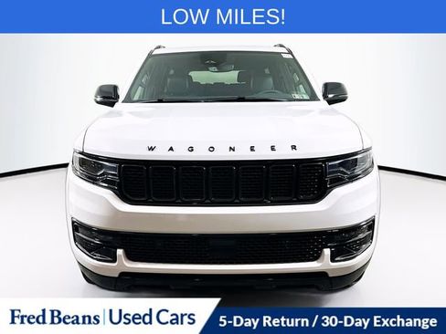 Used 2025 Jeep Wagoneer Series II w/ Premium Group I image 2
