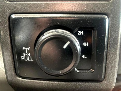 Used 2018 Ford F250 XL w/ Power Equipment Group image 20