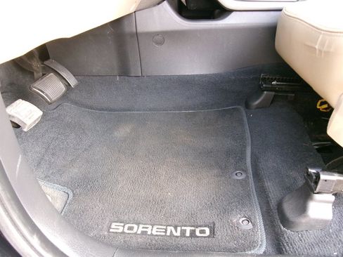 Used 2012 Kia Sorento EX w/ EX V6 Premium Pkg image 11