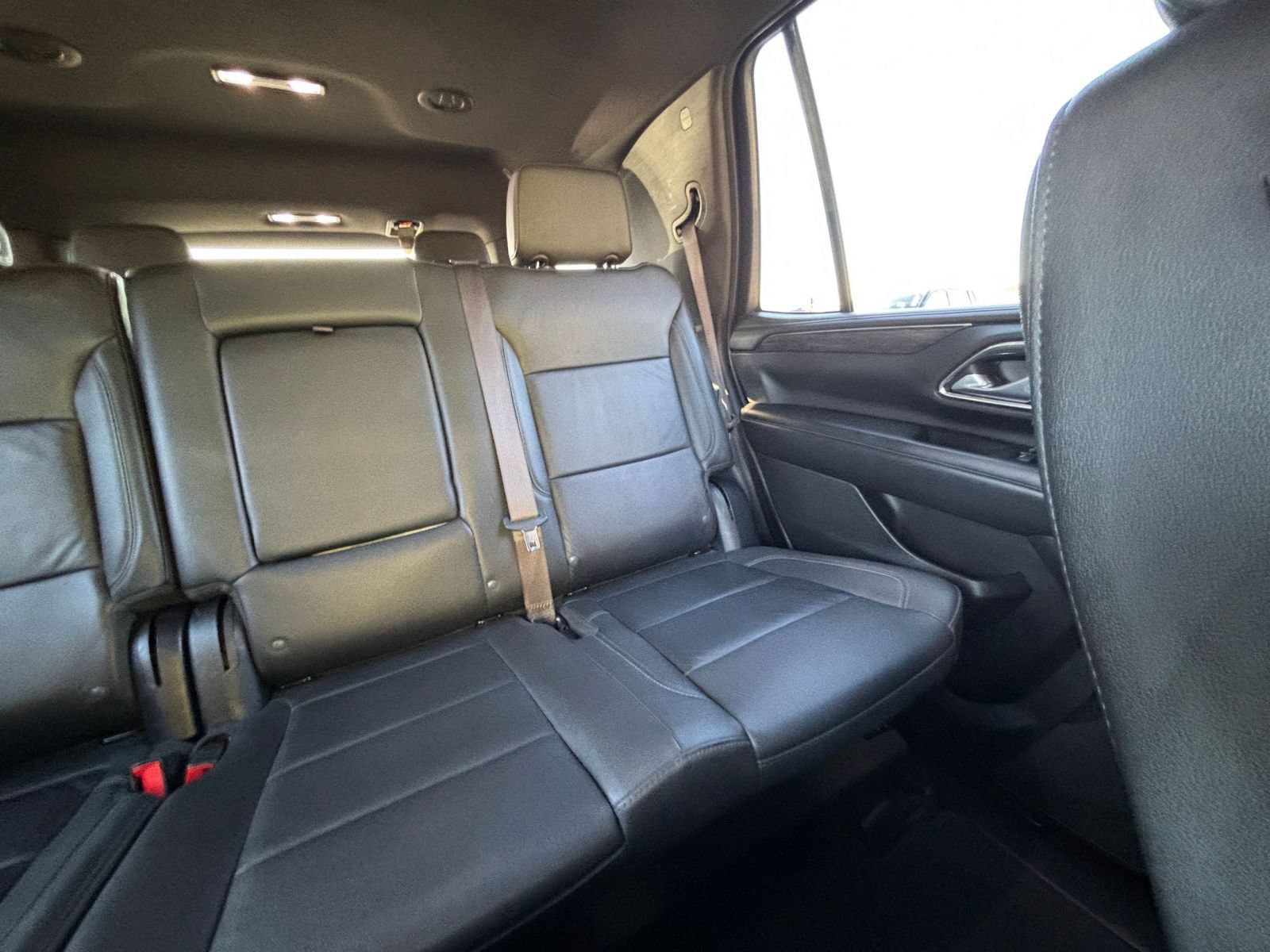 Used 2024 Chevrolet Tahoe LT w/ Luxury Package RWD image 40