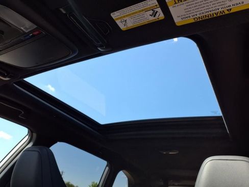 New 2025 Subaru Forester Limited image 11