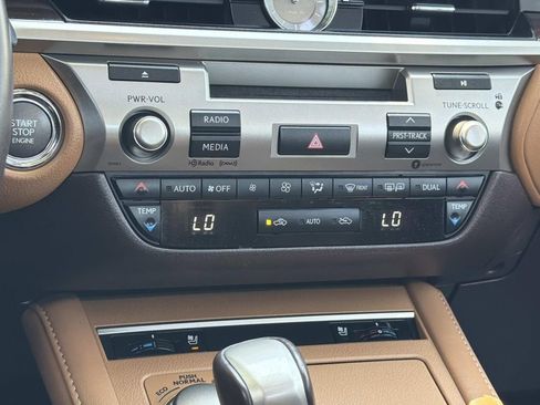 Used 2018 Lexus ES 350 w/ Premier Package FWD image 15