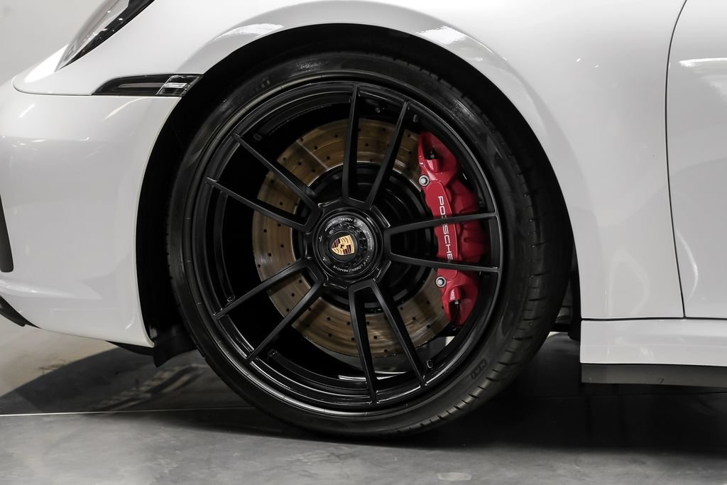 Used 2024 Porsche 911 Carrera GTS RWD image 45