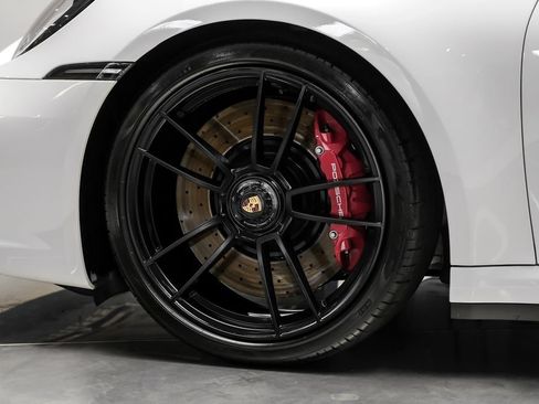 Used 2024 Porsche 911 Carrera GTS RWD image 45