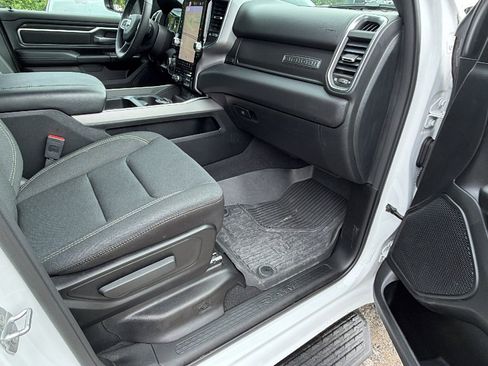 Used 2025 RAM 1500 Big Horn AWD/4WD image 19