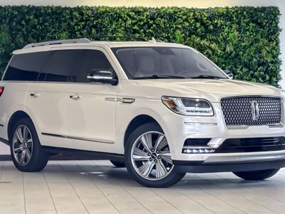 Used 2018 Lincoln Navigator Reserve w/ Technology Package