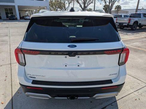 Certified 2025 Ford Explorer Platinum w/ LUX Leather Package image 10