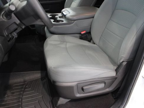 Used 2014 RAM 1500 Express AWD/4WD image 11