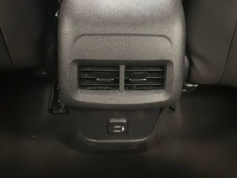 Used 2020 Chevrolet Equinox LT w/ Driver Convenience Package FWD image 20