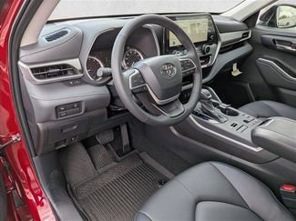 New 2026 Toyota Highlander XLE AWD/4WD video 3