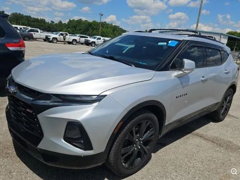 Used 2020 Chevrolet Blazer RS FWD image 2