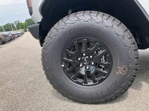 New 2026 Ford Bronco Raptor AWD/4WD image 32
