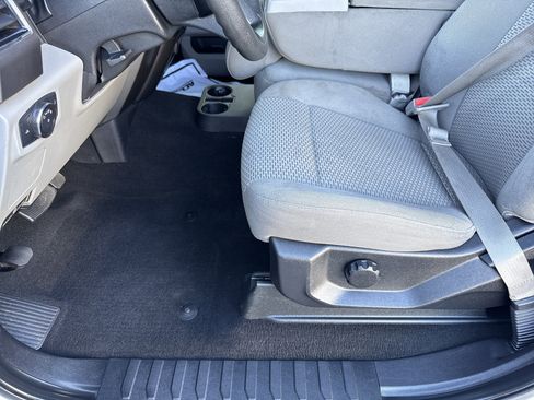 Used 2019 Ford F250 XLT image 37