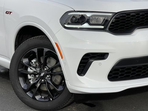 New 2026 Dodge Durango GT image 3