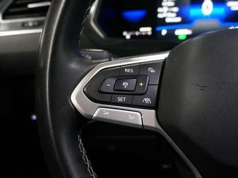 Certified 2023 Volkswagen Tiguan SE image 24