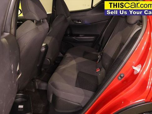Used 2020 Toyota C-HR LE FWD image 26