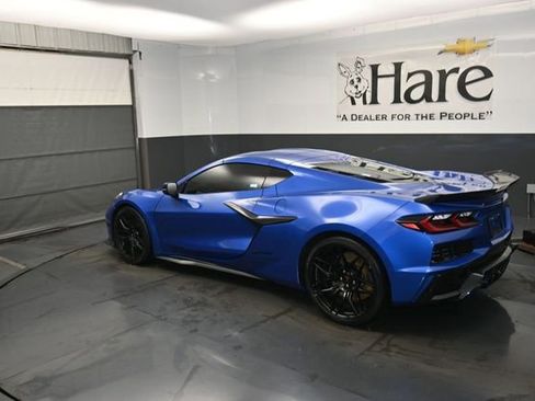 Used 2023 Chevrolet Corvette Z06 RWD image 28