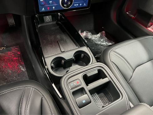 New 2025 Ford Mustang Mach-E Premium image 33