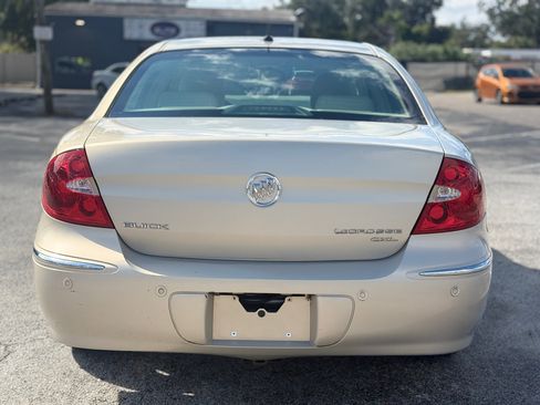 Used 2008 Buick LaCrosse CXL w/ Driver Confidence Package image 4