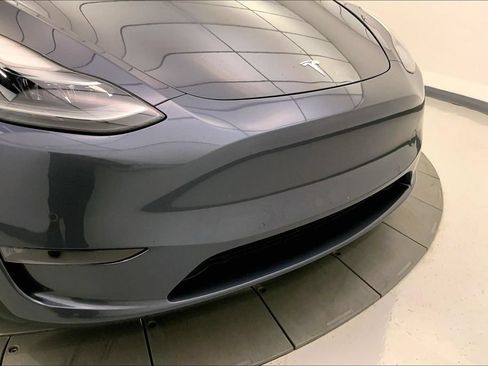 Used 2022 Tesla Model Y Performance AWD/4WD image 27