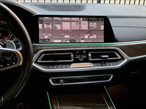 Used 2019 BMW X7 xDrive50i w/ M Sport Package image 6