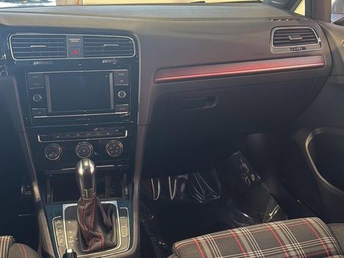 Used 2019 Volkswagen GTI Rabbit Edition image 21