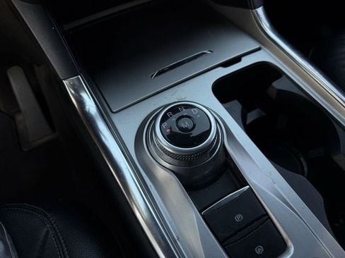 Used 2020 Ford Explorer Limited RWD image 19