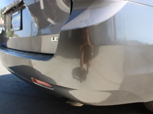 Used 2019 Toyota Sienna LE FWD image 38