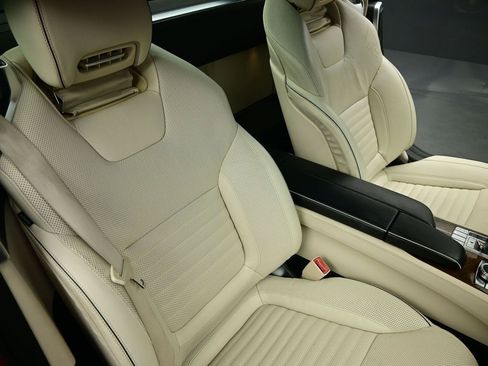 Used 2013 Mercedes-Benz SL 550 image 19